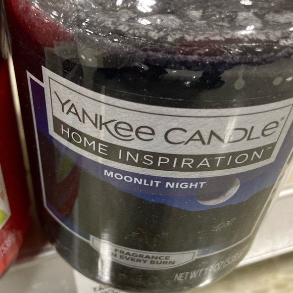 5 different scented yankee candles